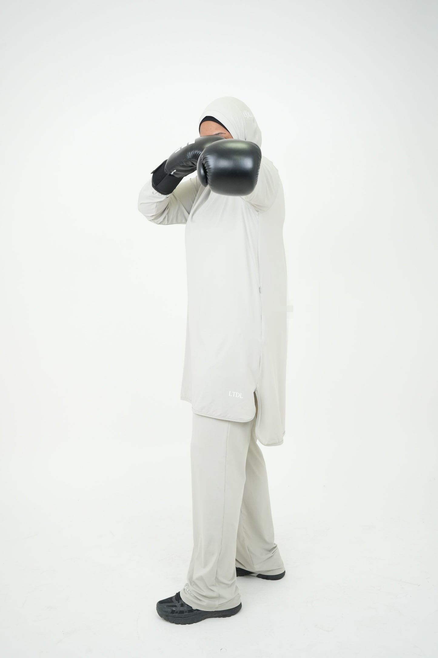Ensemble nylon gris